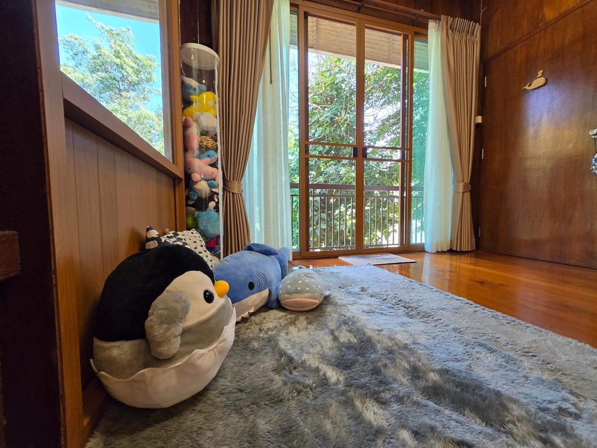 Whales Come To The River - Riverside - 3 Rooms On 2Nd Floor Ban Bang Phli Nua Exterior photo